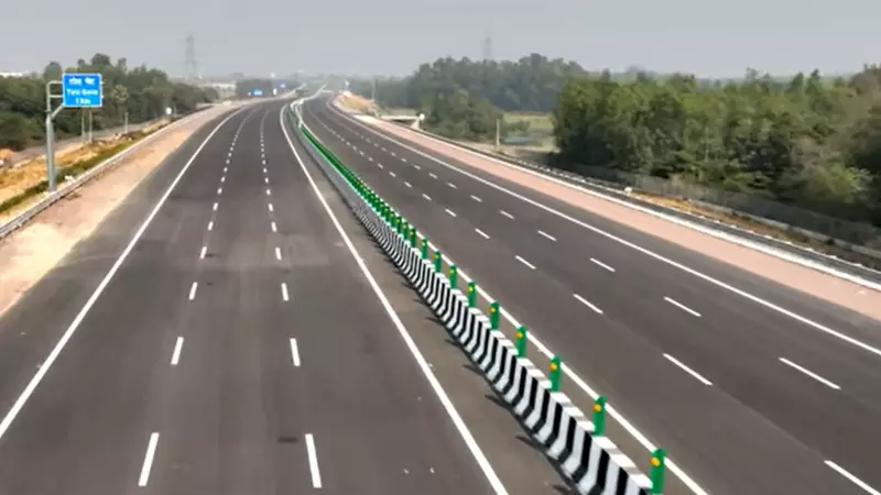 Lucknow-Kanpur Expressway to slash travel time to 30 minutes, boost UP economy
