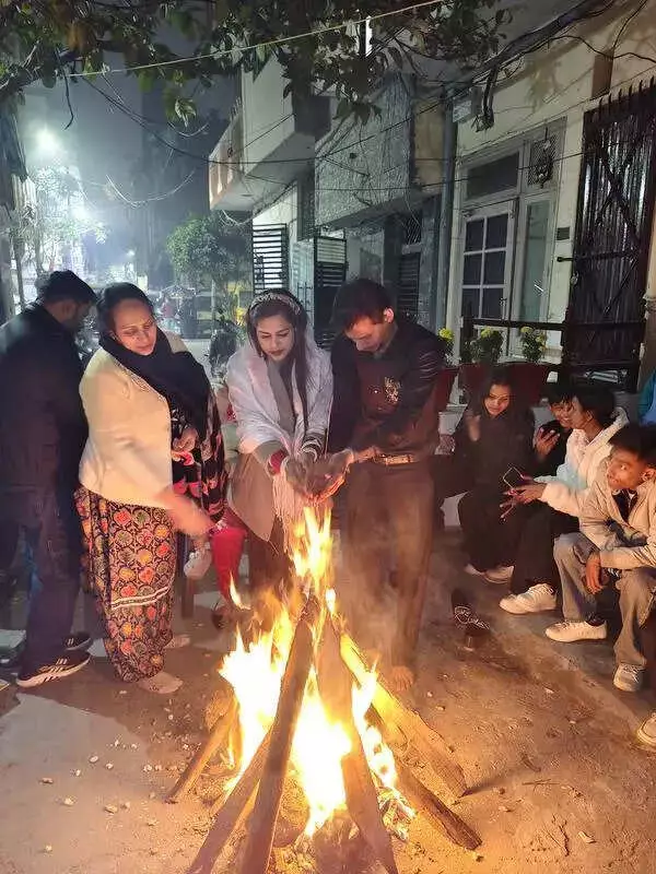 Ludhiana's Lohri: Bonfires, Dulla Bhatti's Legacy, and Timeless Traditions Warm a Chilly Day
