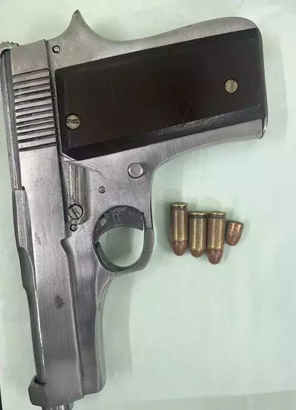 Madurai Police Seize Country-Made Gun, Arrest Five in Early Morning Raid