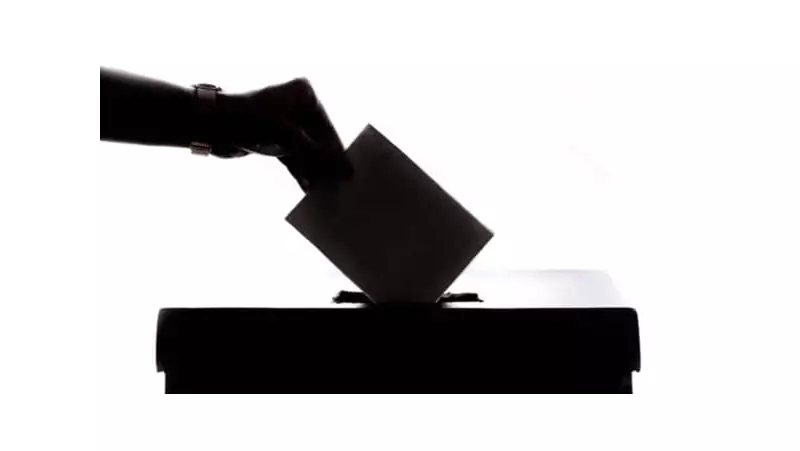 Maharashtra Civic Polls: BJP-Led Alliance Dominates, Congress Goes Solo