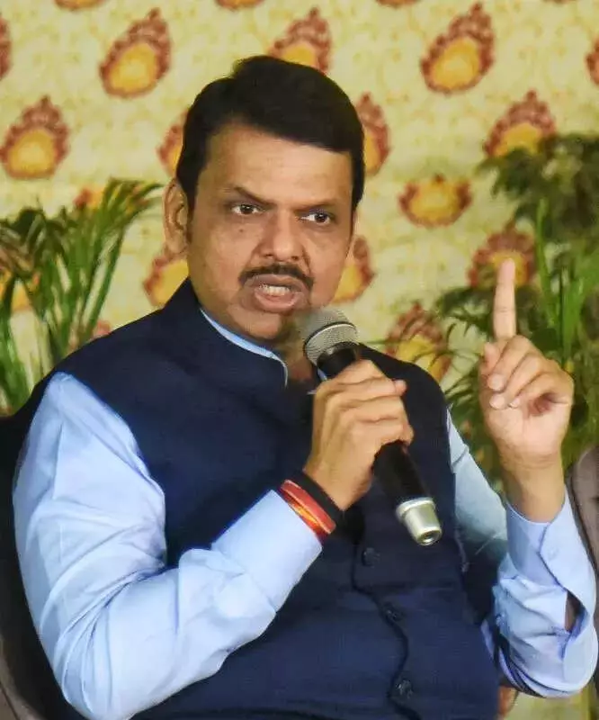 Maharashtra CM Fadnavis Reports 75% Implementation of 2025 MoUs Worth 15.7 Lakh Crore