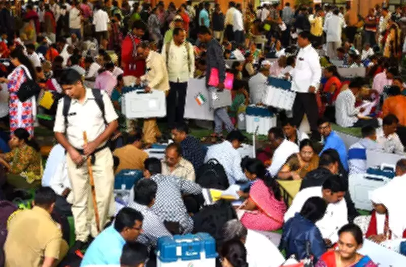 Maharashtra Teachers in Crisis: Election Duty Clashes with CTET Exams and Board Practicals