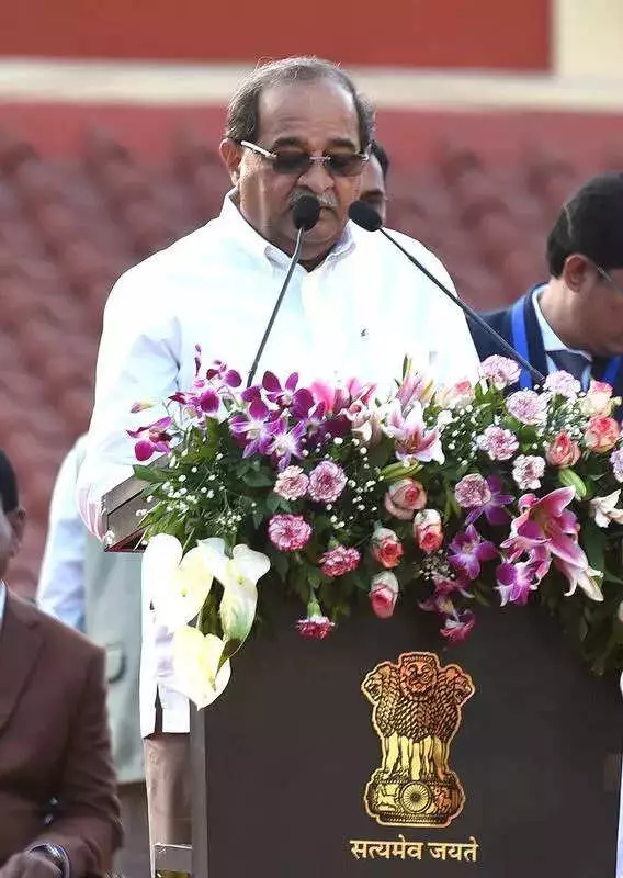 Maharashtra to Launch Floating Solar Power Projects on Krishna & Godavari Dams