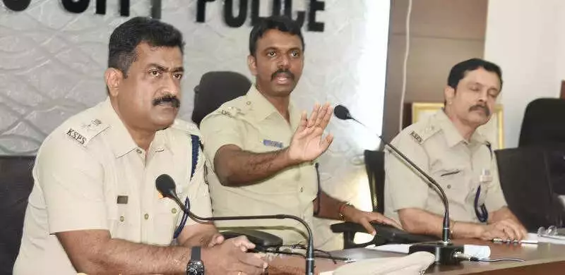 Mangaluru DCP Urges SC/ST Community to Report Workplace Harassment via ICC