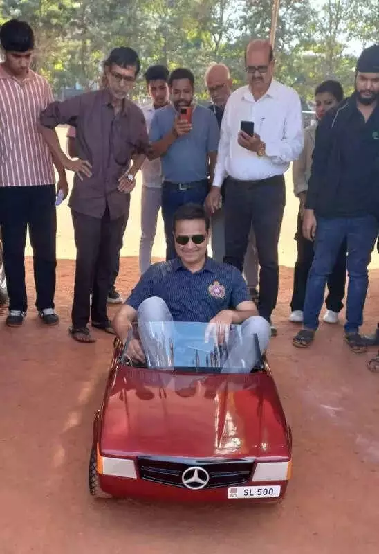 Mangaluru's Vintage Car Carnival 2026 Draws Massive Crowd with Rare Mercedes Miniature