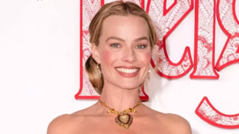 Margot Robbie Stuns in Elizabeth Taylor's Rs 74 Crore Taj Mahal Necklace at Wuthering Heights Premiere