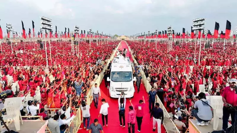 Massive DMK Rally in Trichy: 10,000 Join Party, Stalin Hails Vaithilingam's Leadership
