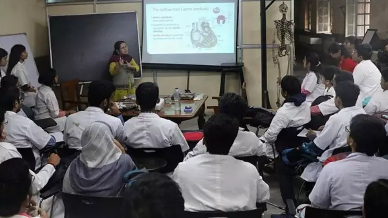 MCC Reopens NEET PG 2025 Round 3 Registration After Cut-Off Reduction