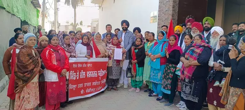 Mid-Day Meal Workers in Amritsar Protest for Long-Pending Demands