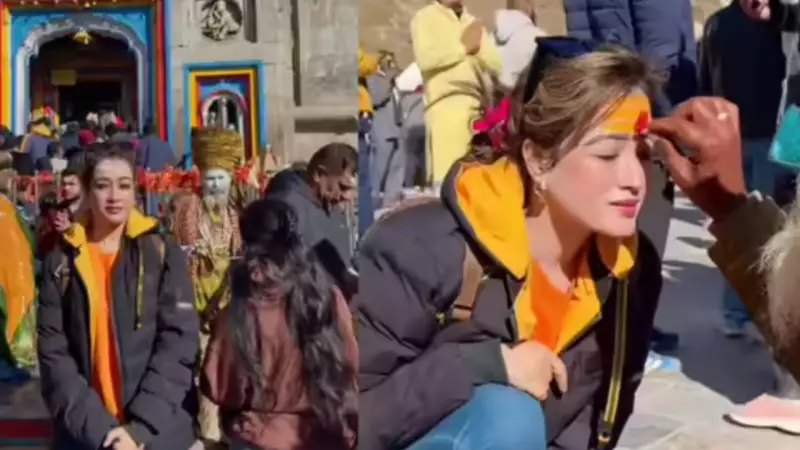 Model-Turned-Ascetic Harsha Richharia Takes Holy Dip in Narmada on Makar Sankranti