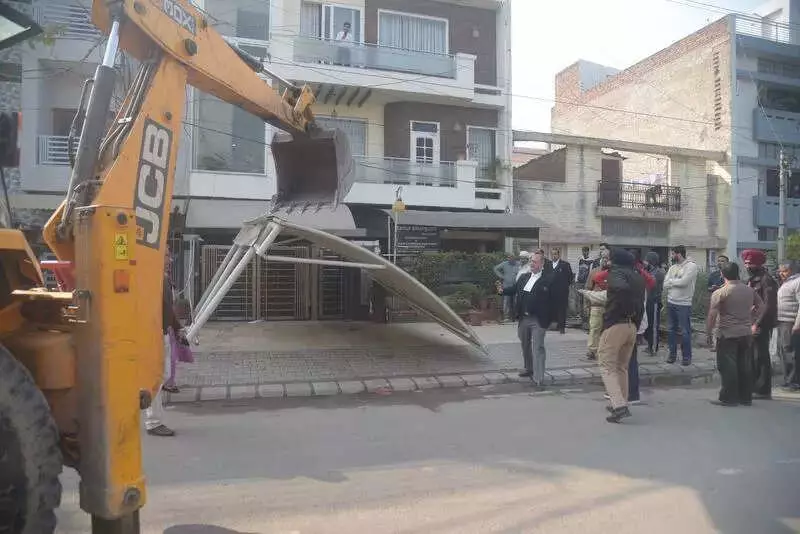 Mohali Demolition Drive Sparks Bias Claims as VIP Houses Allegedly Spared