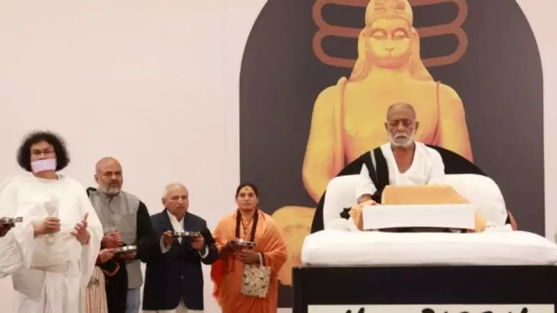 Morari Bapu Concludes 9-Day Ram Katha in Delhi, Warns of Internal Threats to Sanatan Dharma
