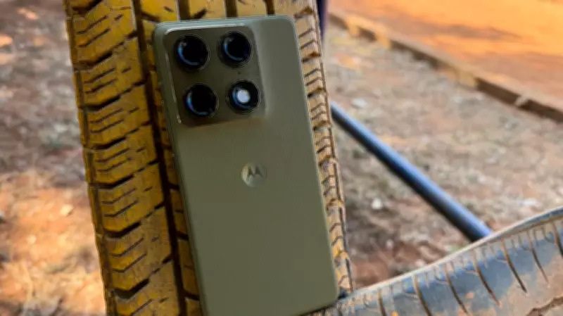 Motorola Signature Review: Elegant Design Meets Reliable Performance