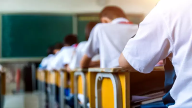 MP Principal Suspended After Students Served Food on Torn Notebook Pages