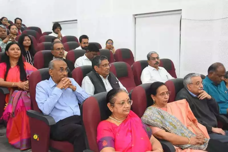 MSU Biochemistry Department Honors Founder CVR with Bio-Business Seminar