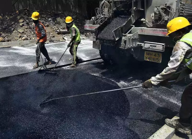 Nagpur's Tar Road Renovation Drive Stalls Midway as Civic Funds Dry Up