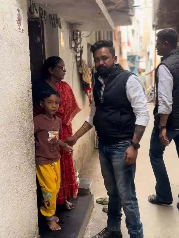 Nagpur's Young Candidates Focus on Basics: Roads, Water, Safety in NMC Polls