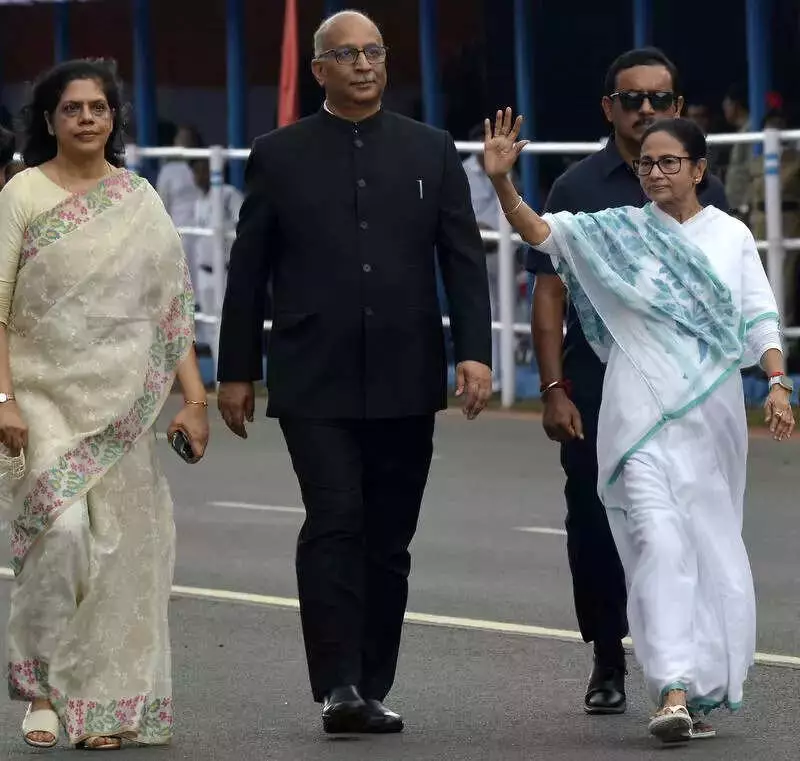 Nandini Chakravorty Makes History as Bengal's First Woman Chief Secretary