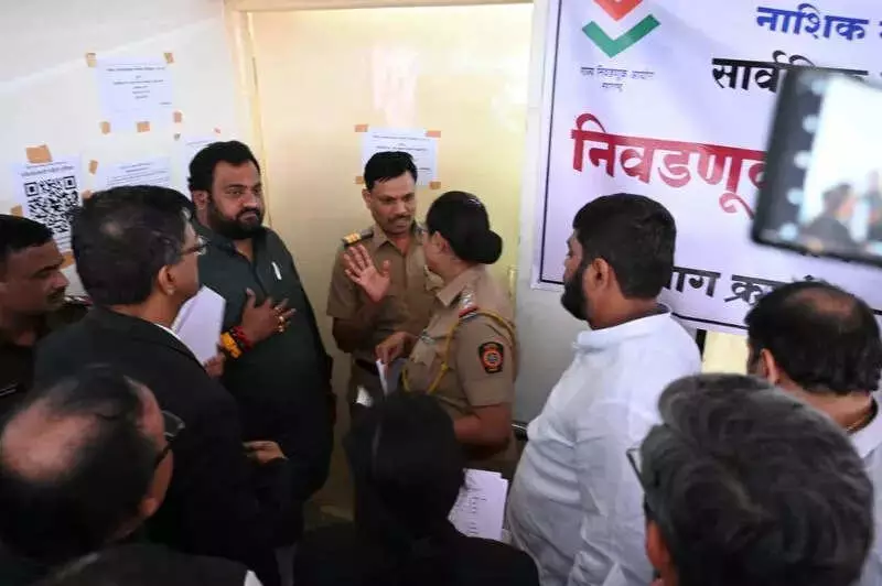 Nashik Civic Polls: Nomination Chaos Disqualifies 3 Ex-Corporators, Benefits Badgujar Family
