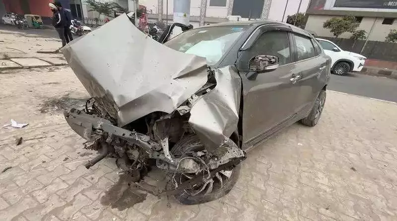 New Year Tragedy: 1 Dead, 3 Injured in High-Speed Car Crash Near Faridabad's Bata Chowk