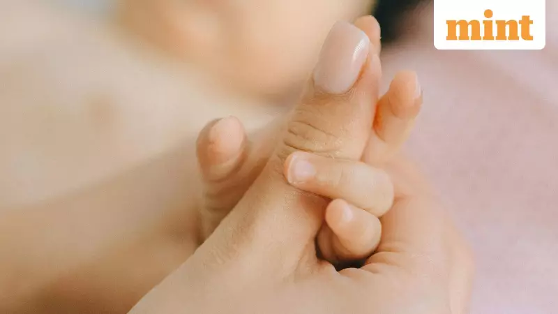 Newborn's Finger Severed During Umbilical Cord Cut in Chinese Hospital Mishap