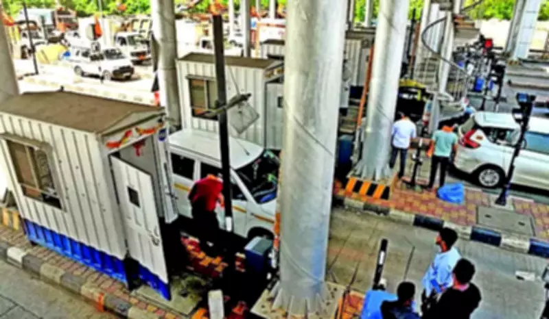 NHAI Refunds 17.7 Lakh Toll Charges in 2025, Considers Ending Manual Entry