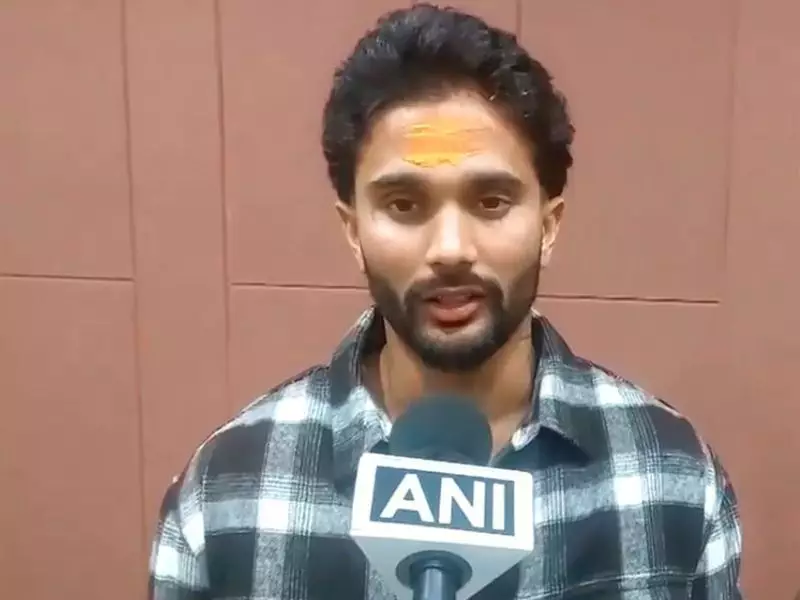 Nitish Kumar Reddy Visits Shree Mahakaleshwar Temple Before IPL Match