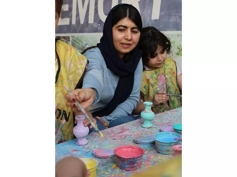 Nobel Laureate Malala Decries Eroding Freedoms for Iranian Women Amid Protests