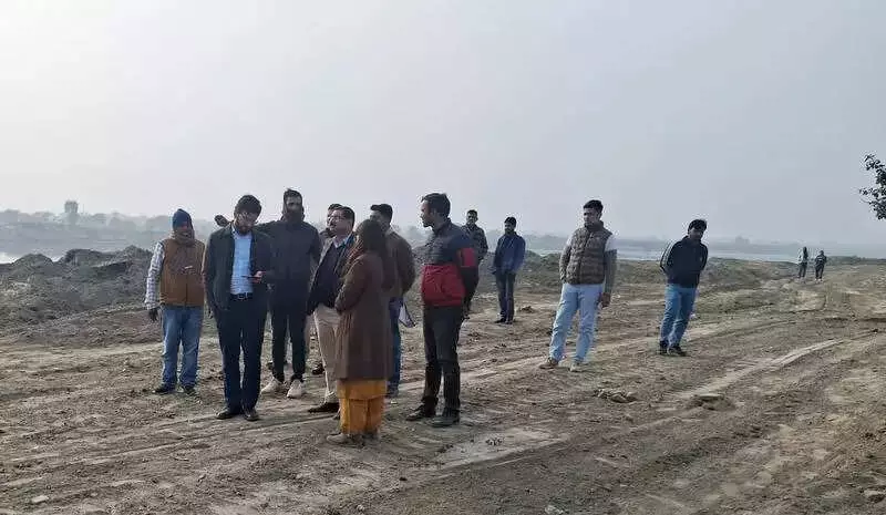 Noida: Rs 5 Lakh Fine, FIR for Illegal Sand Mining in Yamuna Riverbed
