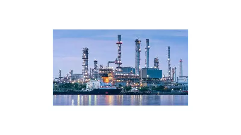 Oil Prices Stabilize as Iran Supply Fears Ease, Greenland Takes Center Stage