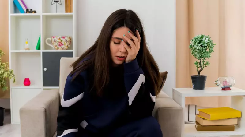 Overthinking vs OCD: Psychologist Explains Key Differences & Coping Tips