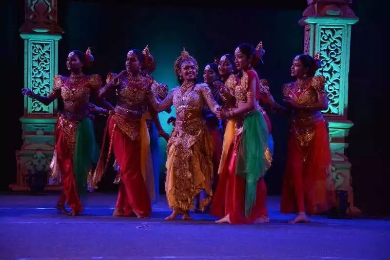 Panchali Dance Drama Captivates Bhopal at Mahabharat Samagam