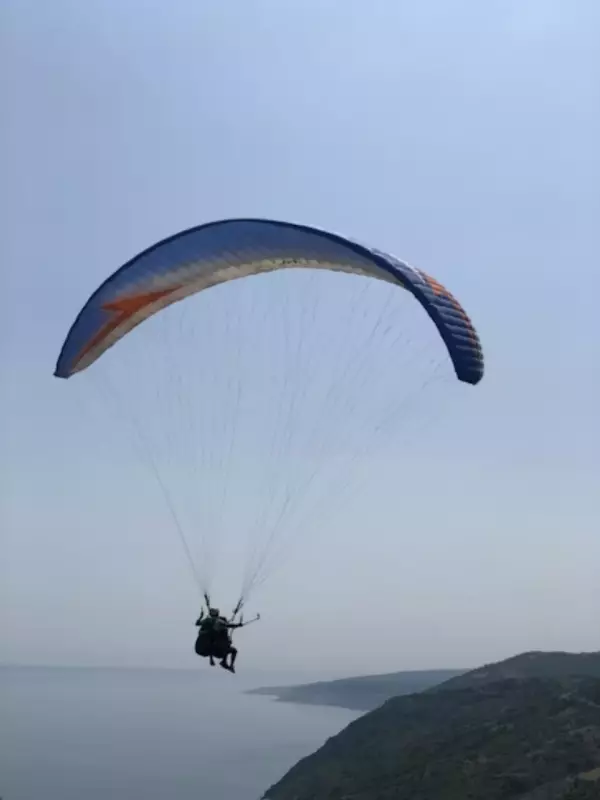 Panchgani Paragliding: A Complete Guide to Soaring Over the Hills