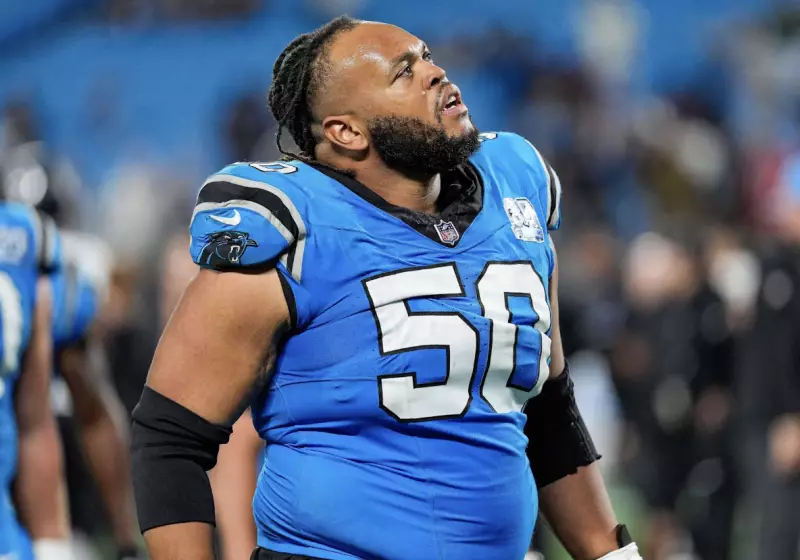 Panthers' Pro Bowl Guard Robert Hunt Eyes Playoff Return After Injury
