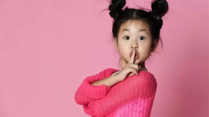 Parenting Coach Warns: Changing Clothes in Front of Kids is a Big Mistake