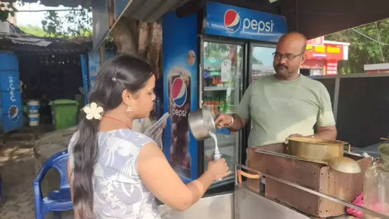 Patna Tea Stall Serves Free Milk to Infants for Over 30 Years, Inspired by Simple Kindness