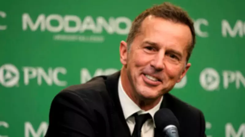 Patrick Kane Becomes NHL's Highest-Scoring American-Born Player, Surpassing Mike Modano