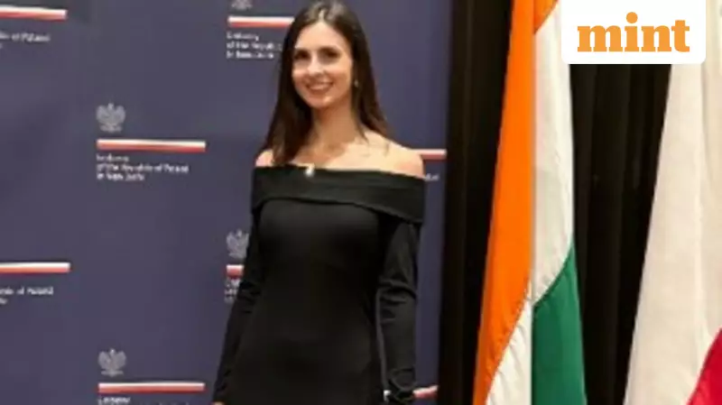 Polish Traveler's Viral India Tips: Skip Monuments, Embrace Mindset