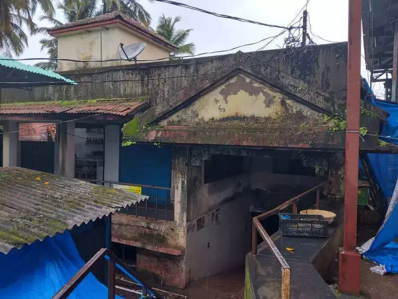 Ponda's Dilapidated Fish Market Building: A Public Safety Hazard Awaiting Demolition