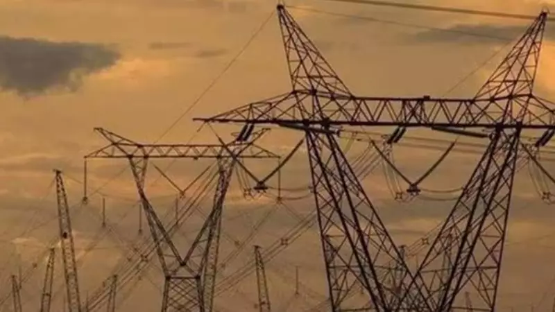 Public Sector Discoms Clear Dues Faster Than Private Utilities Despite Financial Strain