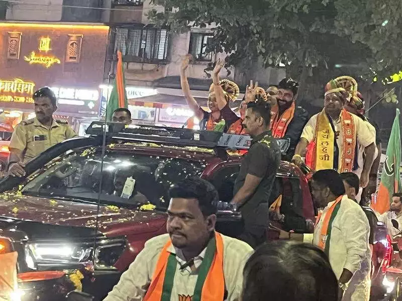 Pune Civic Polls: Door-to-Door Campaigning Intensifies as Deadline Nears