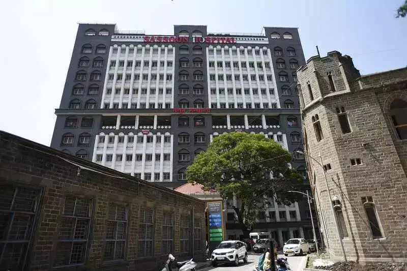 Pune Surgeons Save Two Infants in Complex Chest and Lung Foreign Body Removal Surgeries