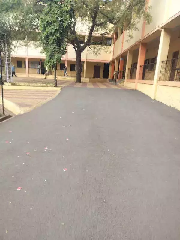 Pune's Affluent Areas See Low Voter Turnout in Civic Polls Till Afternoon