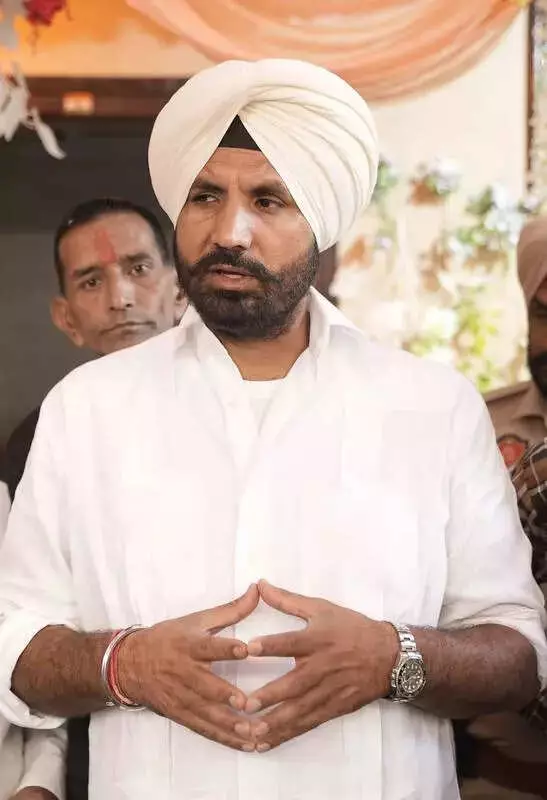Punjab Congress Chief Condemns Sirhind Railway Blast, Slams AAP Government
