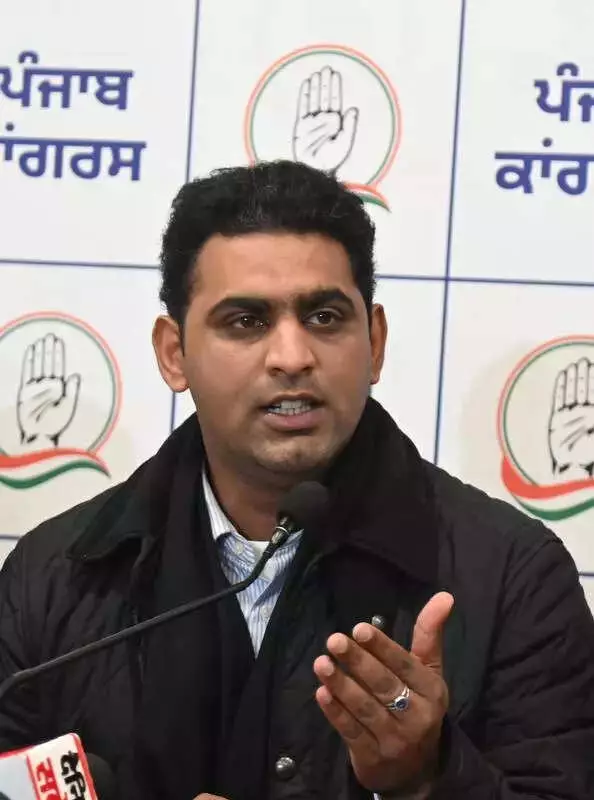 Punjab Congress Plans 60-70 Young Faces for 2027 Polls, Youth Wing Hails Move