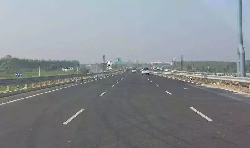 Punjab Farmer's Epic House Move: Shifting 2-Storey Home 300 Feet to Save It