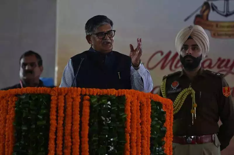 Punjab Governor Gulab Chand Kataria Hoists Tricolour in Fazilka on Republic Day