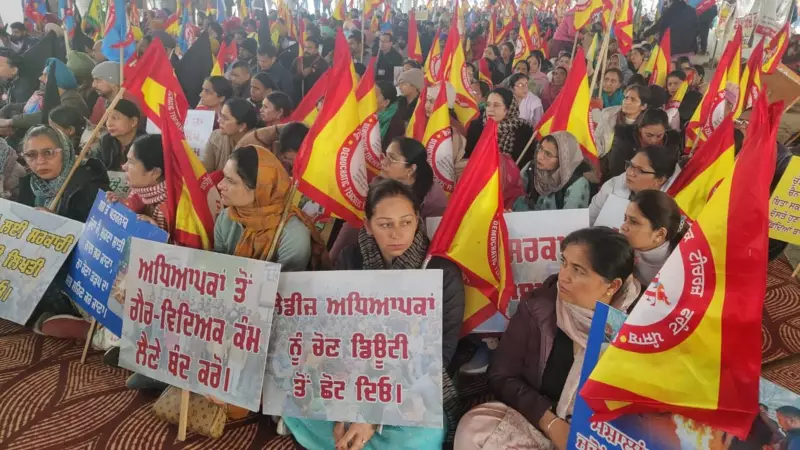 Punjab Teacher Unions Protest, Demand Rs 4 Crore for Couple Who Died on Poll Duty
