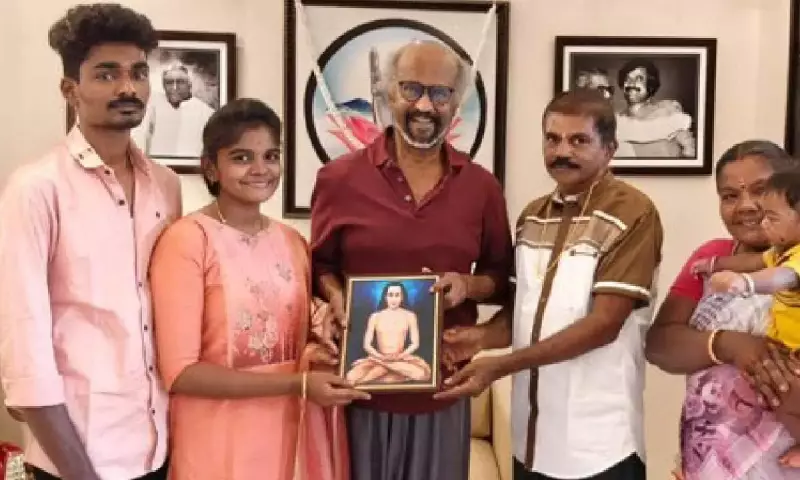 Rajinikanth Honors Madurai's Rs. 5 Parotta Master with Gold Chain and Personal Invitation