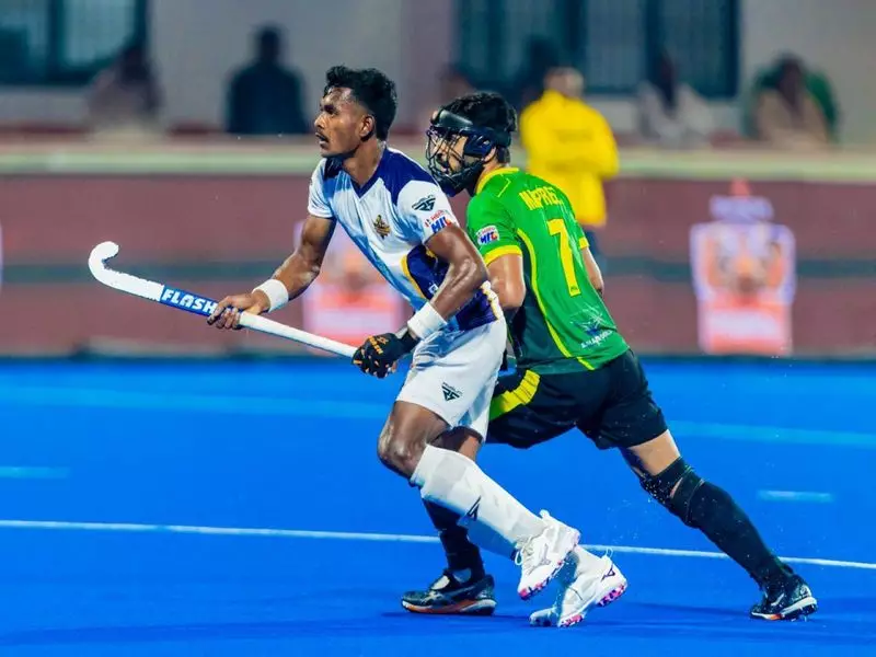 Ranchi Royals Triumph Over Hyderabad Toofans 3-2, Secure HIL Final Berth